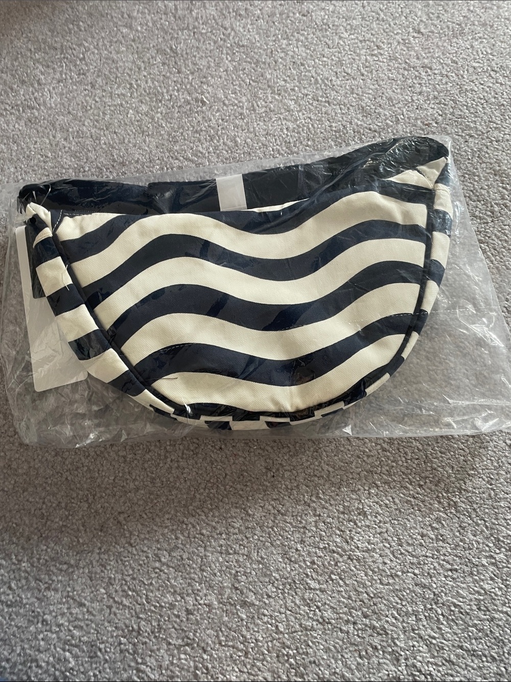 Marimekko x Uniqlo Mini Round Shoulder Bag Crossbody Crescent Moon Shape